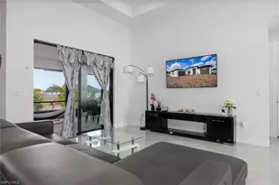 220 NE 8th Pl, Cape Coral, FL 33909 - Photo 14