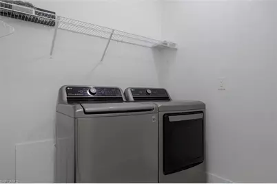 220 NE 8th Pl, Cape Coral, FL 33909 - Photo 24