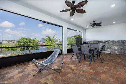 220 NE 8th Pl, Cape Coral, FL 33909 - Photo 6