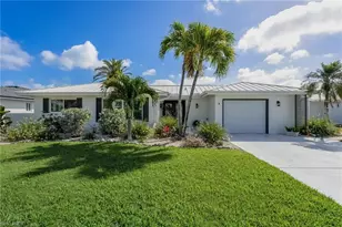9 Fairview Blvd, Fort Myers Beach, FL 33931 - Photo 4