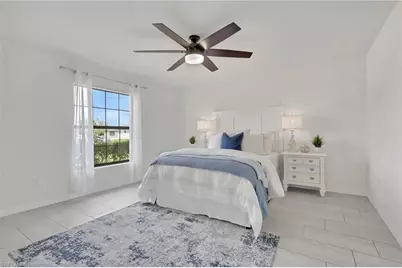 1726 NE 10th Ln, Cape Coral, FL 33909 - Photo 12