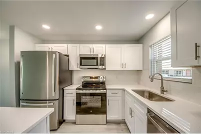 16881 Davis Rd #116, Fort Myers, FL 33908 - Photo 4