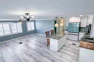 11291 Bougainvillea Ln, Fort Myers Beach, FL 33931 - Photo 4