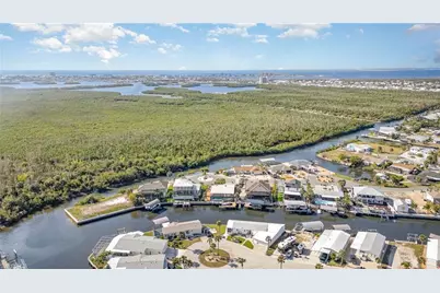 11291 Bougainvillea Ln, Fort Myers Beach, FL 33931 - Photo 40