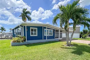 11291 Bougainvillea Ln, Fort Myers Beach, FL 33931 - Photo 1