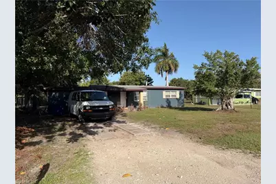 3044 Broadway, Fort Myers, FL 33901 - Photo 1