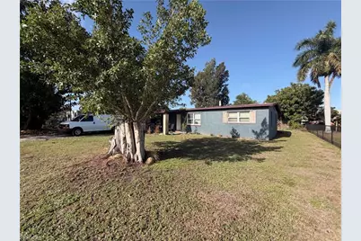 3044 Broadway, Fort Myers, FL 33901 - Photo 2