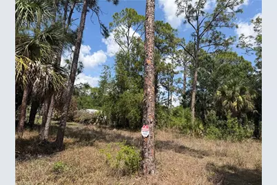 8261 Scarecrow Rd, North Fort Myers, FL 33917 - Photo 4