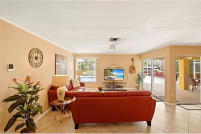 1506 SE 21st Ter, Cape Coral, FL 33990 - Photo 4