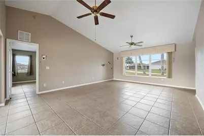 401 NW 36th Pl, Cape Coral, FL 33993 - Photo 10