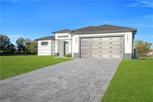 3019 46th St W, Lehigh Acres, FL 33971 - Photo 2