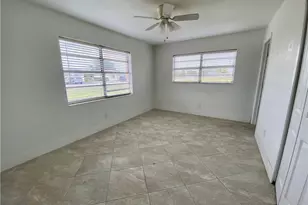 4819 Marine Dr, Cape Coral, FL 33904 - Photo 10