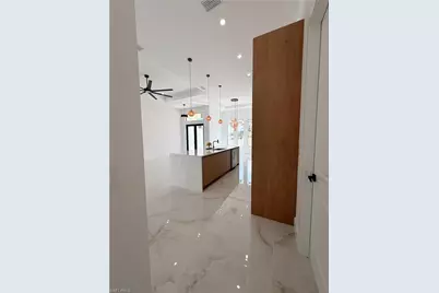 922 Santa Barbara Blvd N, Cape Coral, FL 33993 - Photo 22