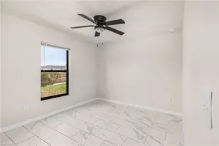 916 NE 1st Pl, Cape Coral, FL 33909 - Photo 14