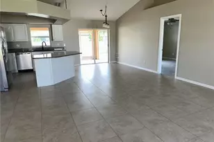 4609 SW 9th Ave, Cape Coral, FL 33914 - Photo 4