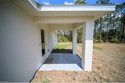 2007 Voss Ct, Lehigh Acres, FL 33972 - Photo 20