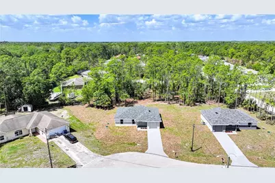 2007 Voss Ct, Lehigh Acres, FL 33972 - Photo 22