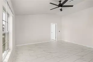 923 NE 1st Ave, Cape Coral, FL 33909 - Photo 10