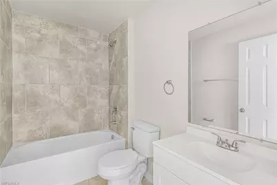 923 NE 1st Ave, Cape Coral, FL 33909 - Photo 14