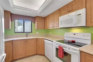 4396 Bowsprit Ct, Fort Myers, FL 33919 - Photo 8