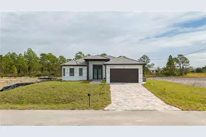 1117 Euclid Ave, Lehigh Acres, FL 33972 - Photo 4