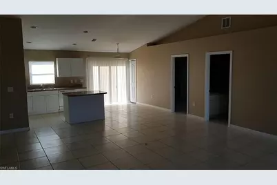 932 Dobbins St E, Lehigh Acres, FL 33974 - Photo 8