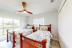 923 SW 28th Terrace, Cape Coral, FL 33914 - Photo 14