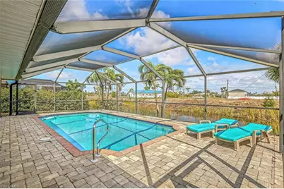 923 SW 28th Ter, Cape Coral, FL 33914 - Photo 2