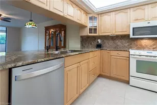 2069 W Lakeview Blvd, North Fort Myers, FL 33903 - Photo 12