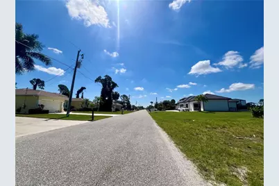 60 Pine Valley Ct, Rotonda West, FL 33947 - Photo 4