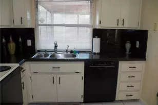 1119 SE 13th Ave, Cape Coral, FL 33990 - Photo 12