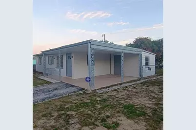 810 Palm Blvd, Lehigh Acres, FL 33936 - Photo 2