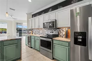 10021 Sky View Way, Fort Myers, FL 33913 - Photo 10