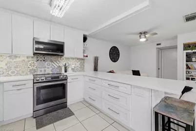 5590 Woodrose Ct #1, Fort Myers, FL 33907 - Photo 10