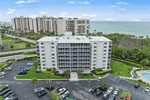 1 Bluebill Ave, Naples, FL 34108 - Photo 34