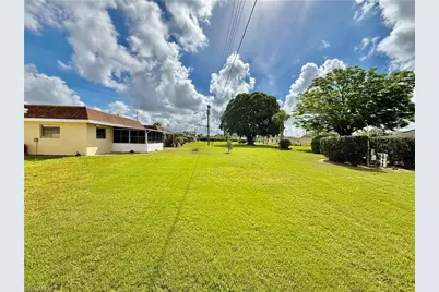 2212 Gardenia Way, Lehigh Acres, FL 33936 - Photo 4