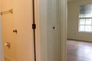 10525 Putnam Ct, Lehigh Acres, FL 33936 - Photo 22