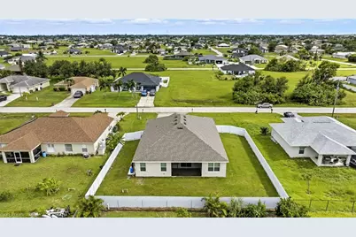 2465 NW 9th St, Cape Coral, FL 33993 - Photo 40