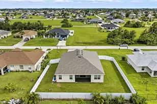 2465 NW 9th St, Cape Coral, FL 33993 - Photo 40