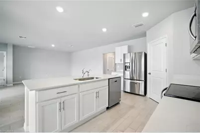 2465 NW 9th St, Cape Coral, FL 33993 - Photo 26