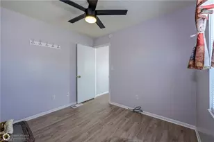 11089 Sunglow Ln, Fort Myers, FL 33908 - Photo 6