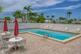 11089 Sunglow Ln, Fort Myers, FL 33908 - Photo 32
