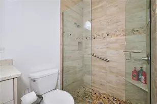 8848 Middlebrook Dr, Fort Myers, FL 33908 - Photo 38