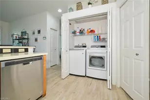8848 Middlebrook Dr, Fort Myers, FL 33908 - Photo 28