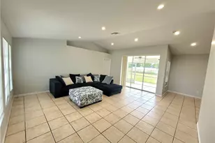 4102 SW 14th Ave, Cape Coral, FL 33914 - Photo 4