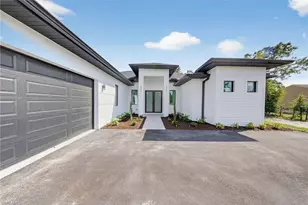 3508 27th Ave NE, Naples, FL 34120 - Photo 4