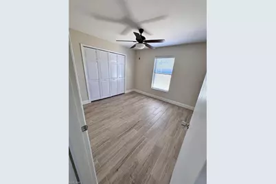 2115 SE 14th St, Cape Coral, FL 33990 - Photo 8