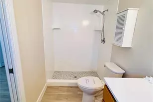 2115 SE 14th St, Cape Coral, FL 33990 - Photo 12