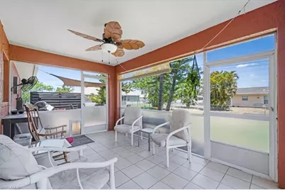 507 SE 8th Ter, Cape Coral, FL 33990 - Photo 22