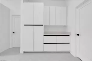 532 Lone Star Ln, Lehigh Acres, FL 33974 - Photo 10